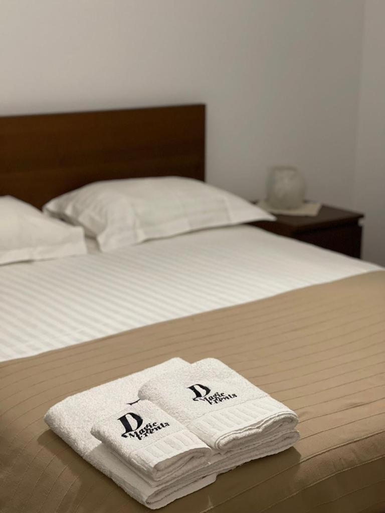 D' Magic Hotel Brosteni Екстериор снимка